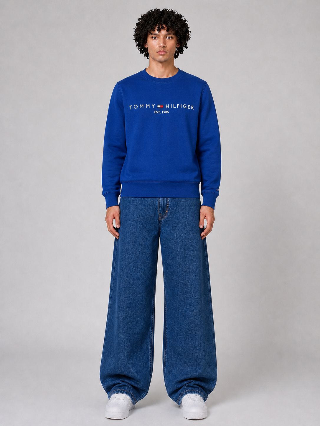 Tommy Hilfiger Vintage Logo Sweatshirt